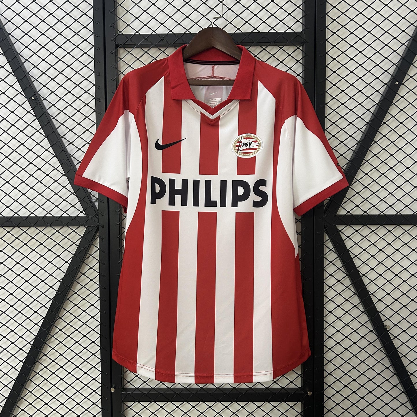 Eindhoven  2000-01 Home