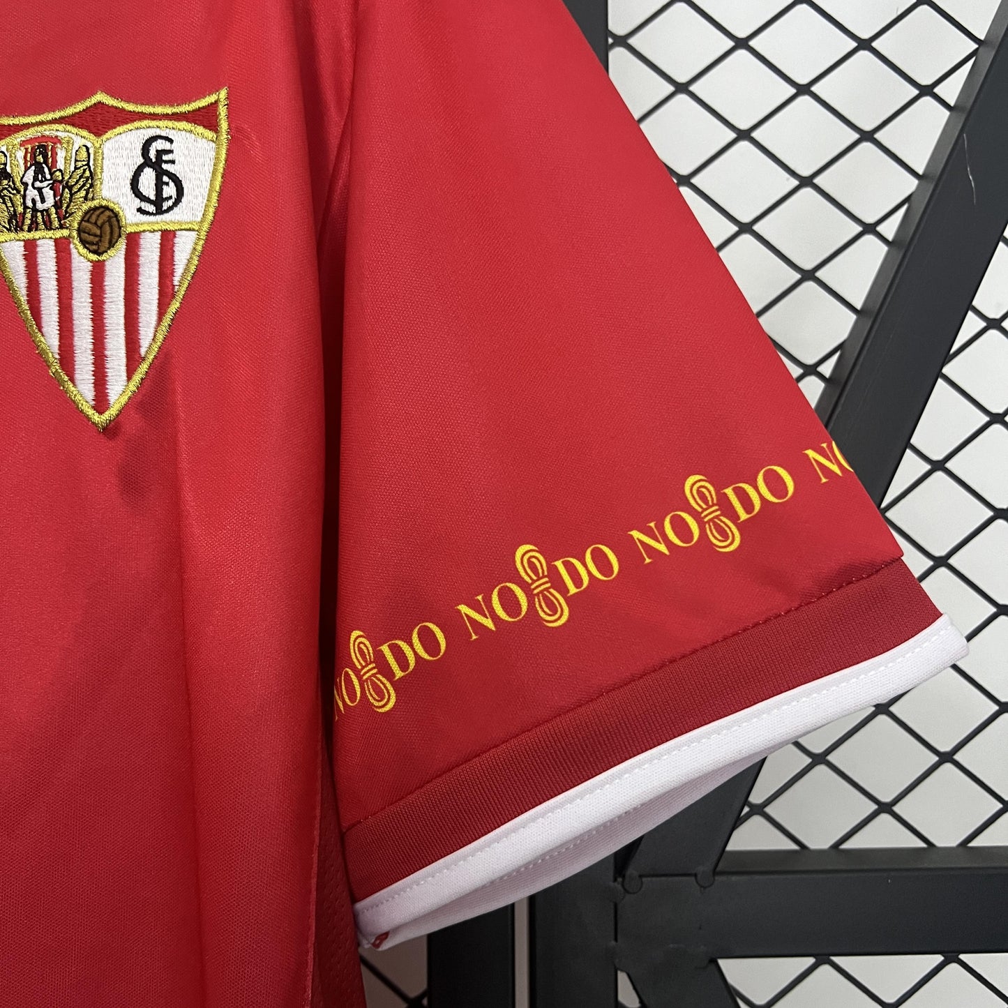 Sevilla 2003-04 Away