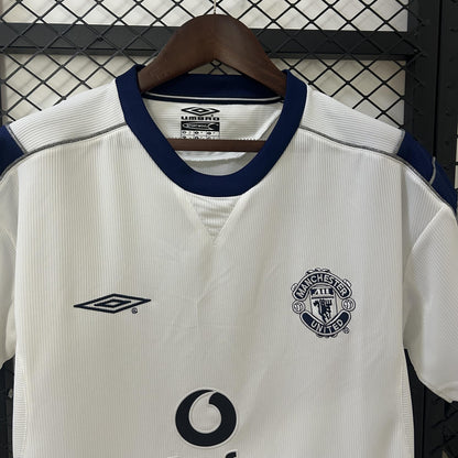 Manchester United 2000-01 Away