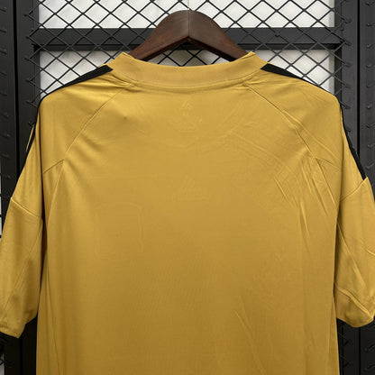 Spain 2008 Away