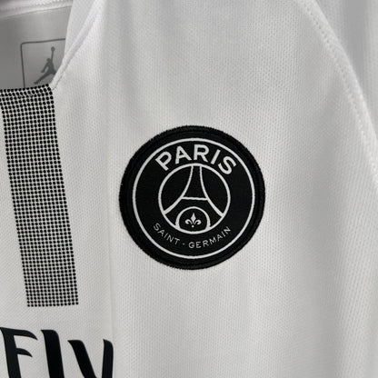 Pairs Saint Germain 2018-19 Away