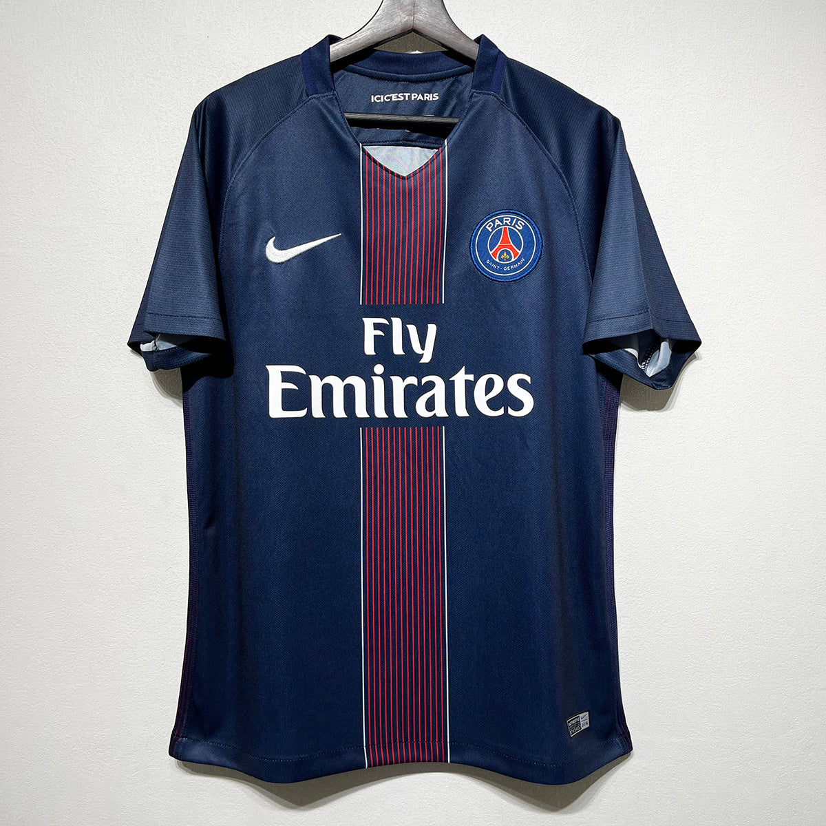PSG 2016-17 Home