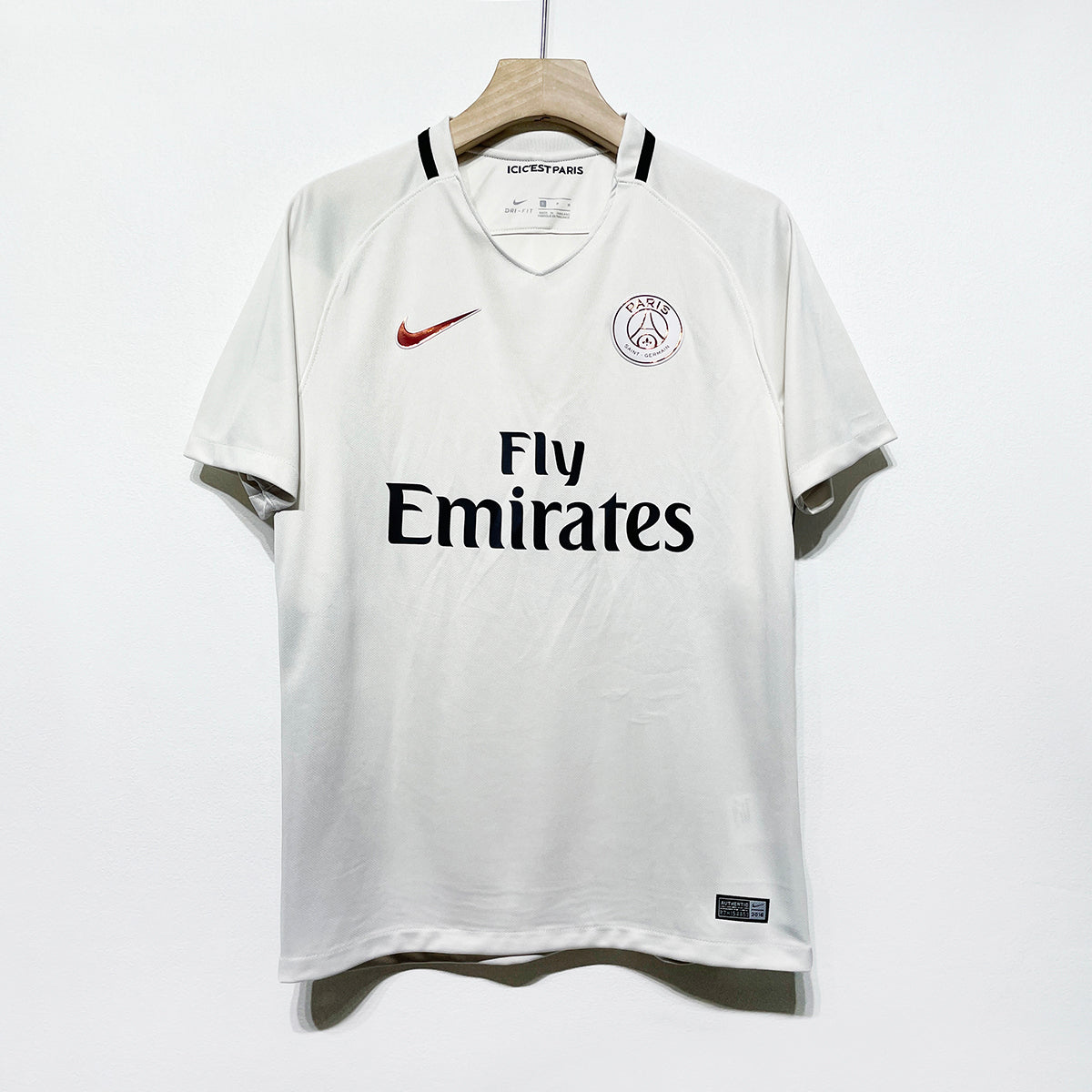 PSG 2016-17 Third