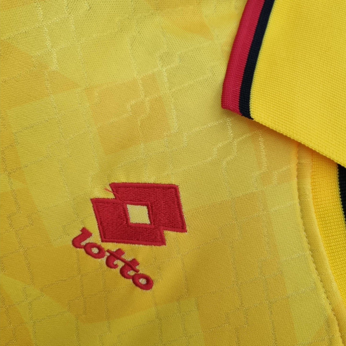 AC Milan 1995-96 Away Jersey