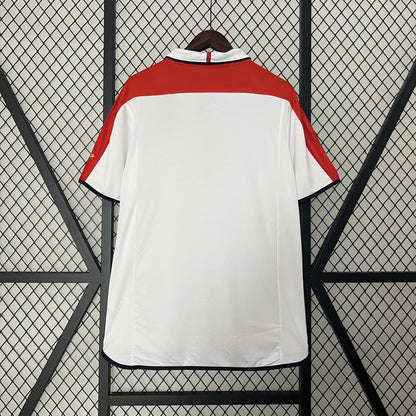 England 2004 Home