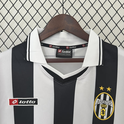 Juventus 2001-02 Home